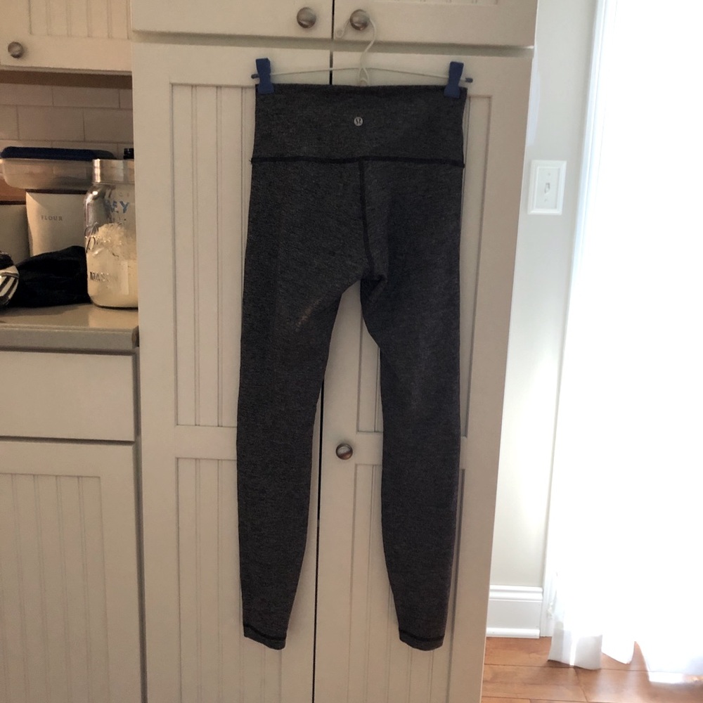 Lululemon Heather grey leggings. Size 6.